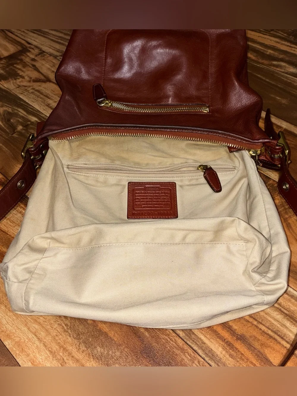 Y2K vtg Coach Legacy Bucket Duffle • 19889